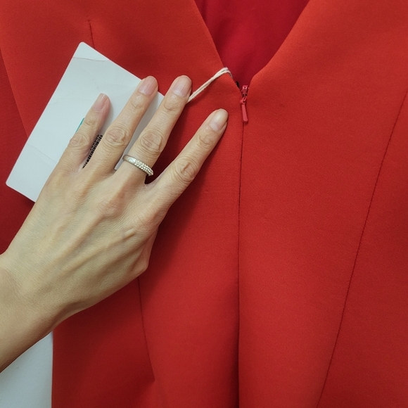 Badgley Mischka Ponte Scuba Dress With Back Slit‎ & Petal Sleeve NWT - Picture 8 of 11